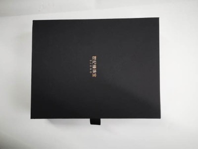 濟(jì)南包裝盒廠家為什么做首飾盒工期那么慢呢？